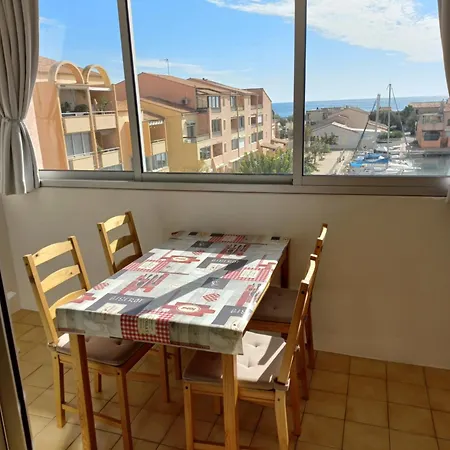 Superbe Avec Vue Sur La Et Port Apartment